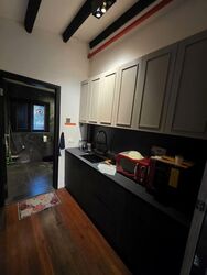 North Bridge Road (D7), Office #566782701